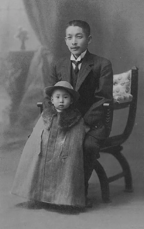 1917年頃 繭山松太郎と順吉 北京